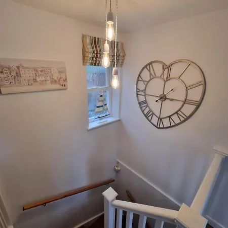 Bespoke Coastal 2 Bed Cottage With Free Parking Ilfracombe Exterior photo