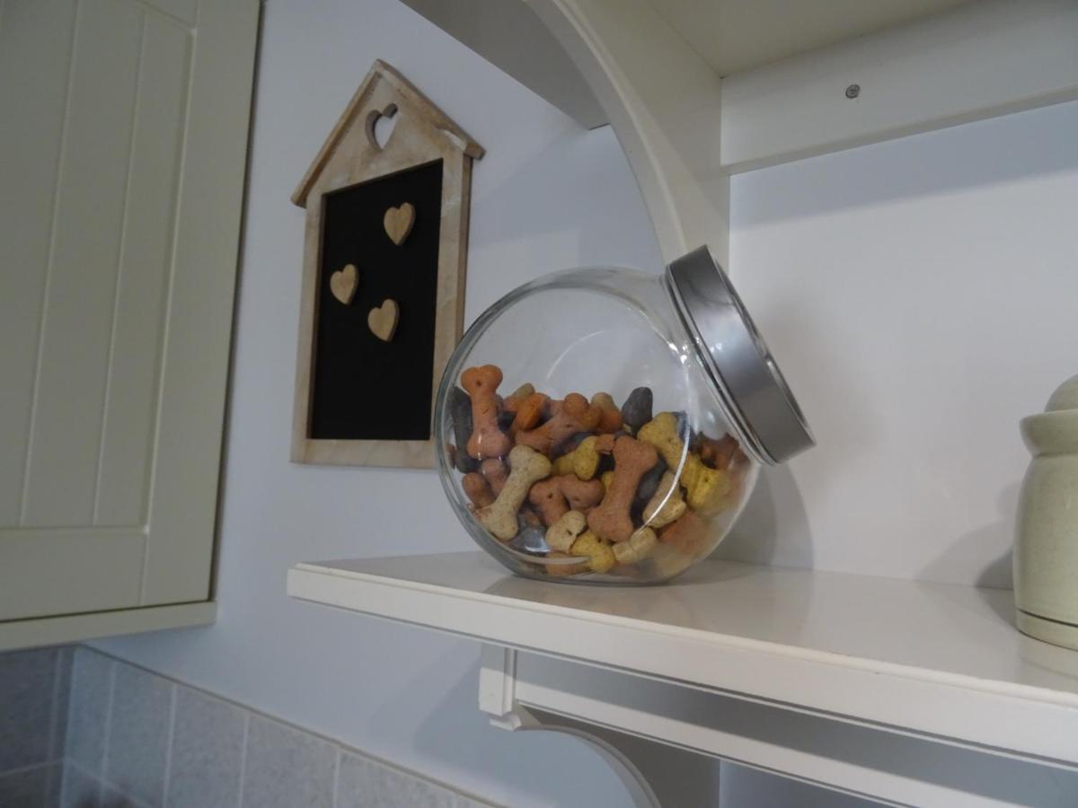 Holiday home Bespoke Coastal 2 Bed With Free Parking *