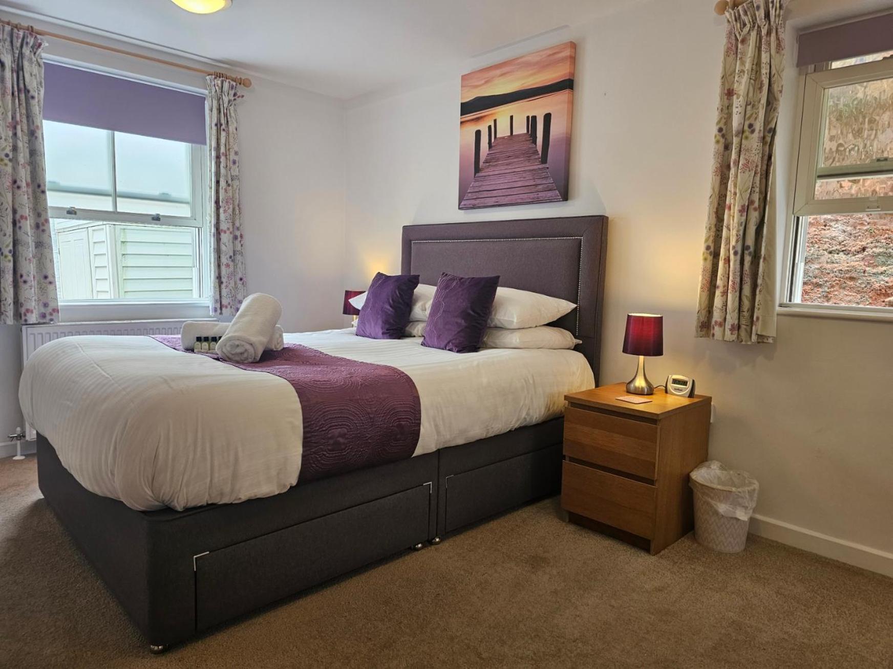 Bespoke Coastal 2 Bed With Free Parking * Ilfracombe